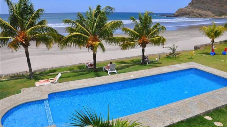Hacienda Iguana Beach & Golf Club – Tola, Rivas.