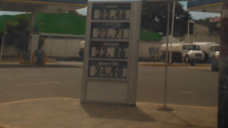 El actual precio de los combustibles en Nicaragua (enero 2015)