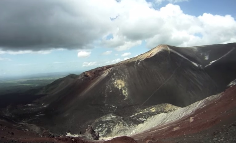 El Volcán Telica continúa en actividad