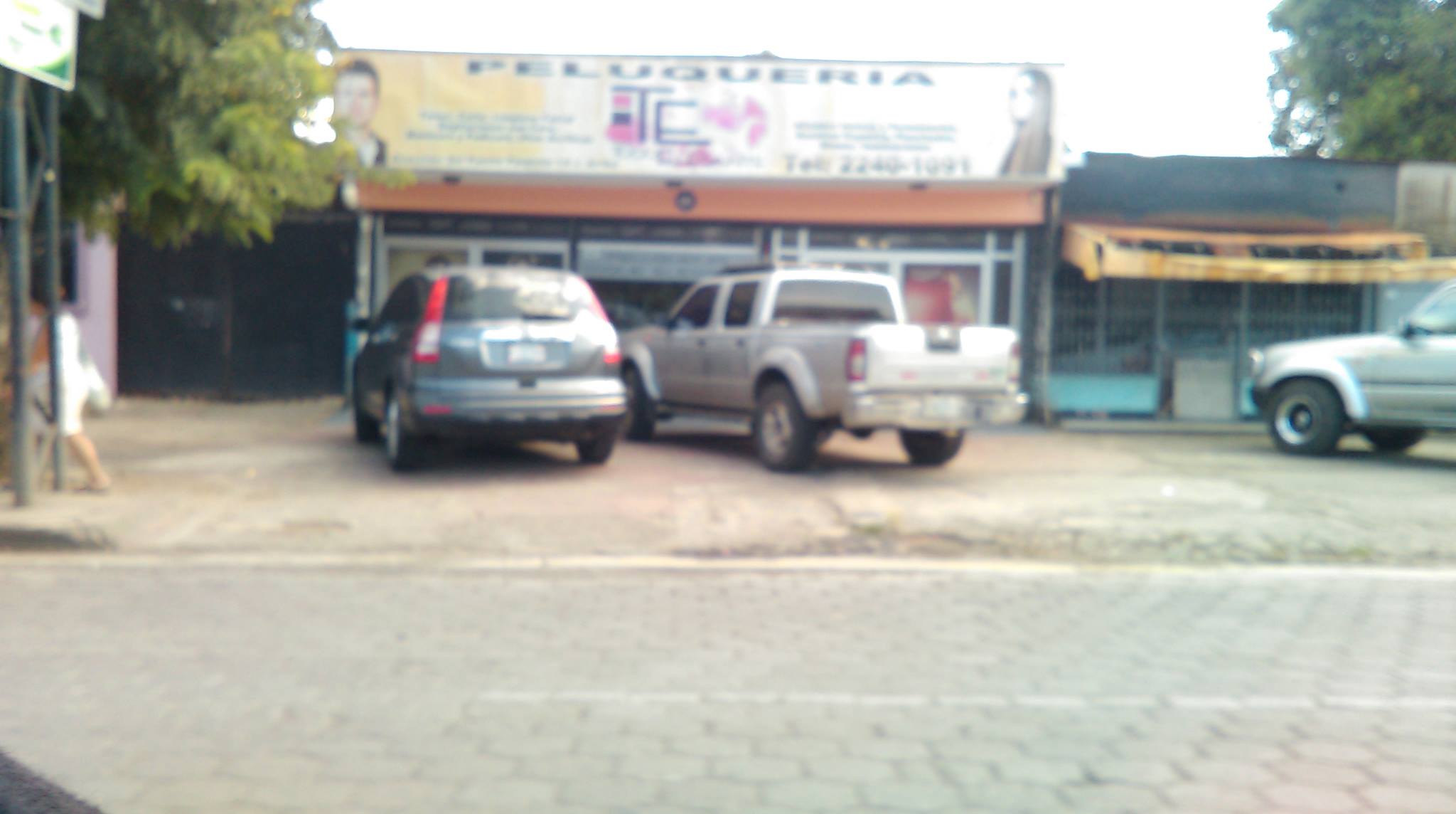 Multas por estacionarse en las aceras de Managua