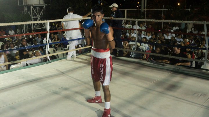 Byron “El Gallito” Rojas Nuevo Campeón de Boxeo Mundial