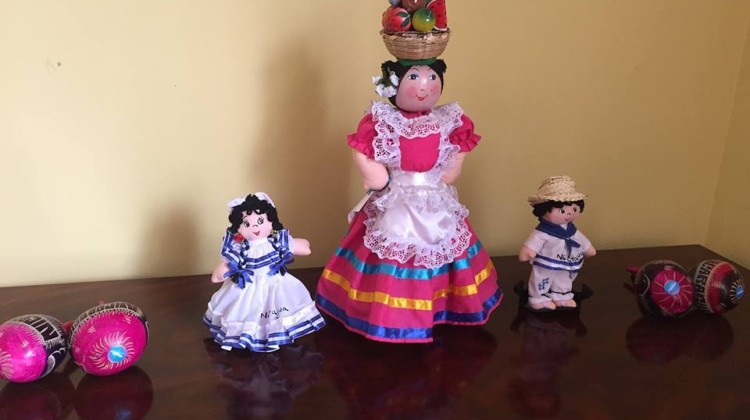 ¿Dónde comprar lindas muñecas representativas de Nicaragua?