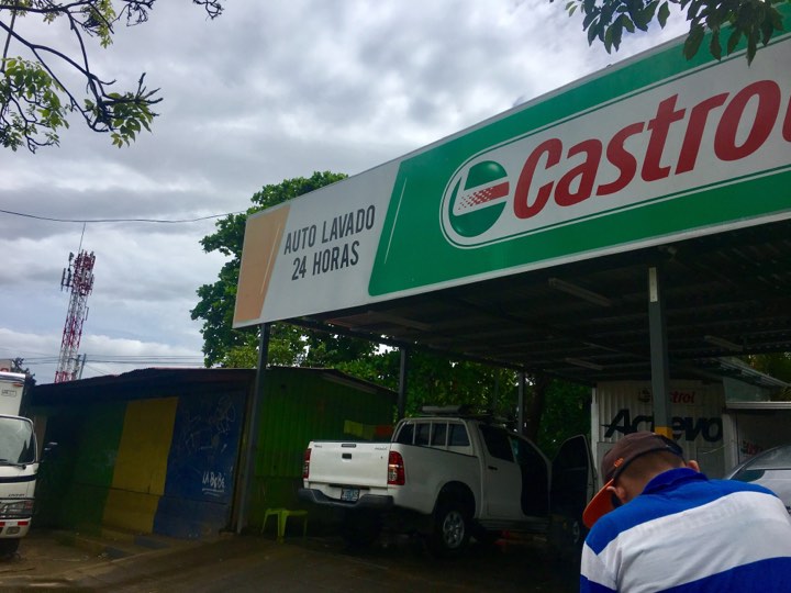 Auto lavado 24 horas en Managua