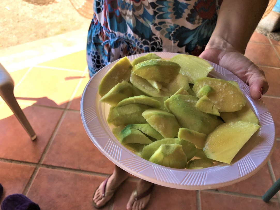 ¿Porqué los nicaragüenses les gusta los mangos con sal?