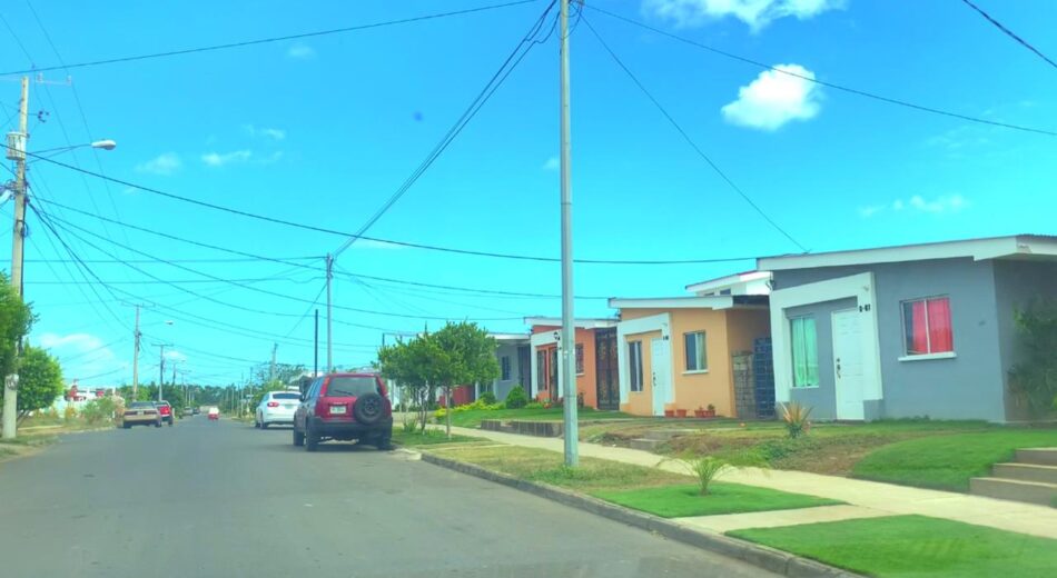 ¿Cómo dejar de alquilar y tener casa propia en Managua?