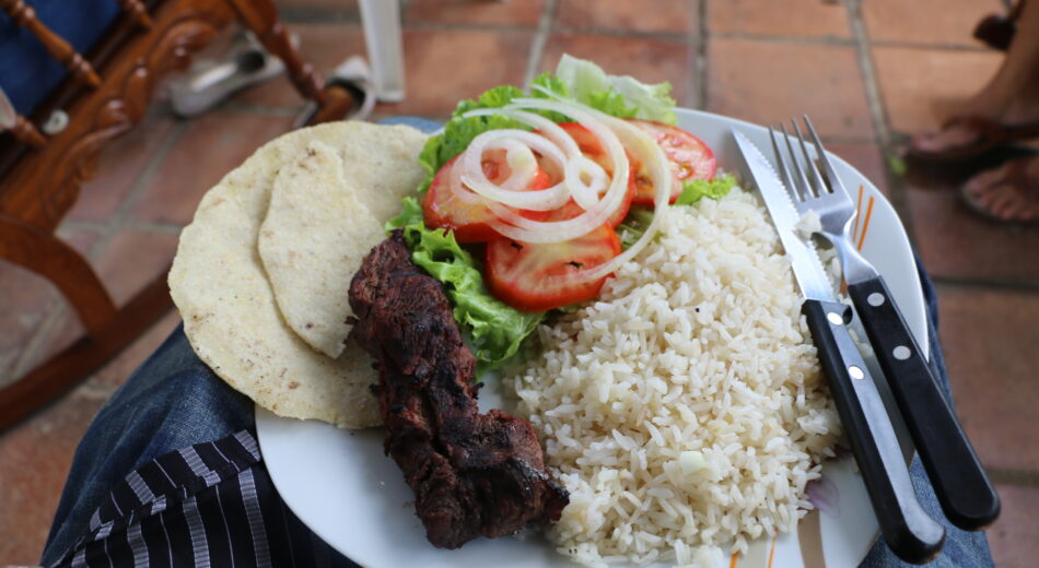 ¿Cuánto cuesta almorzar en Nicaragua?